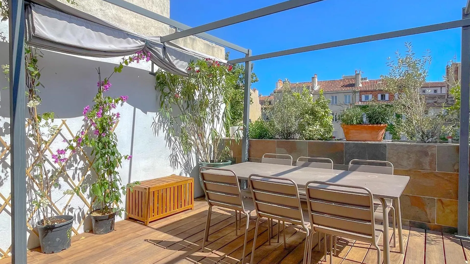 Duplex Avec Terrasse Vieux Port Apartment Marseille 0*,  France