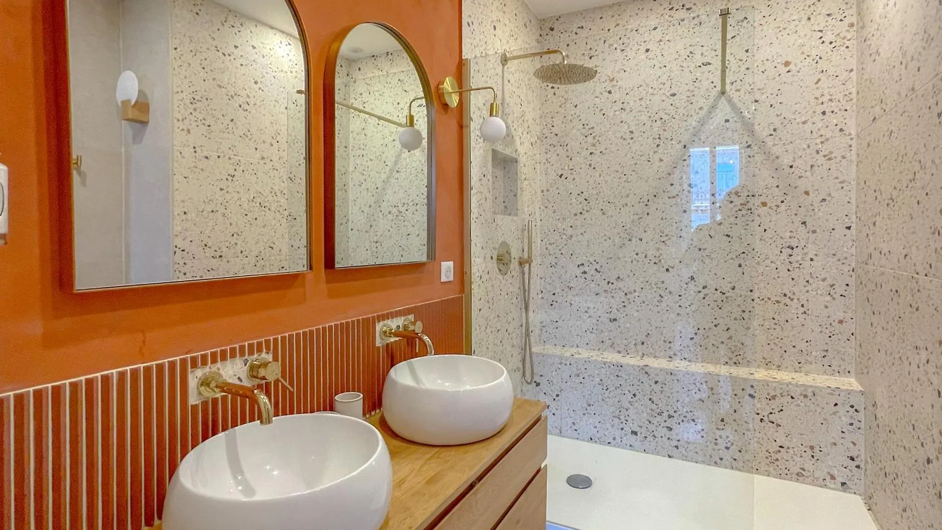 Duplex Avec Terrasse Vieux Port Apartment Marseille 0*,  France